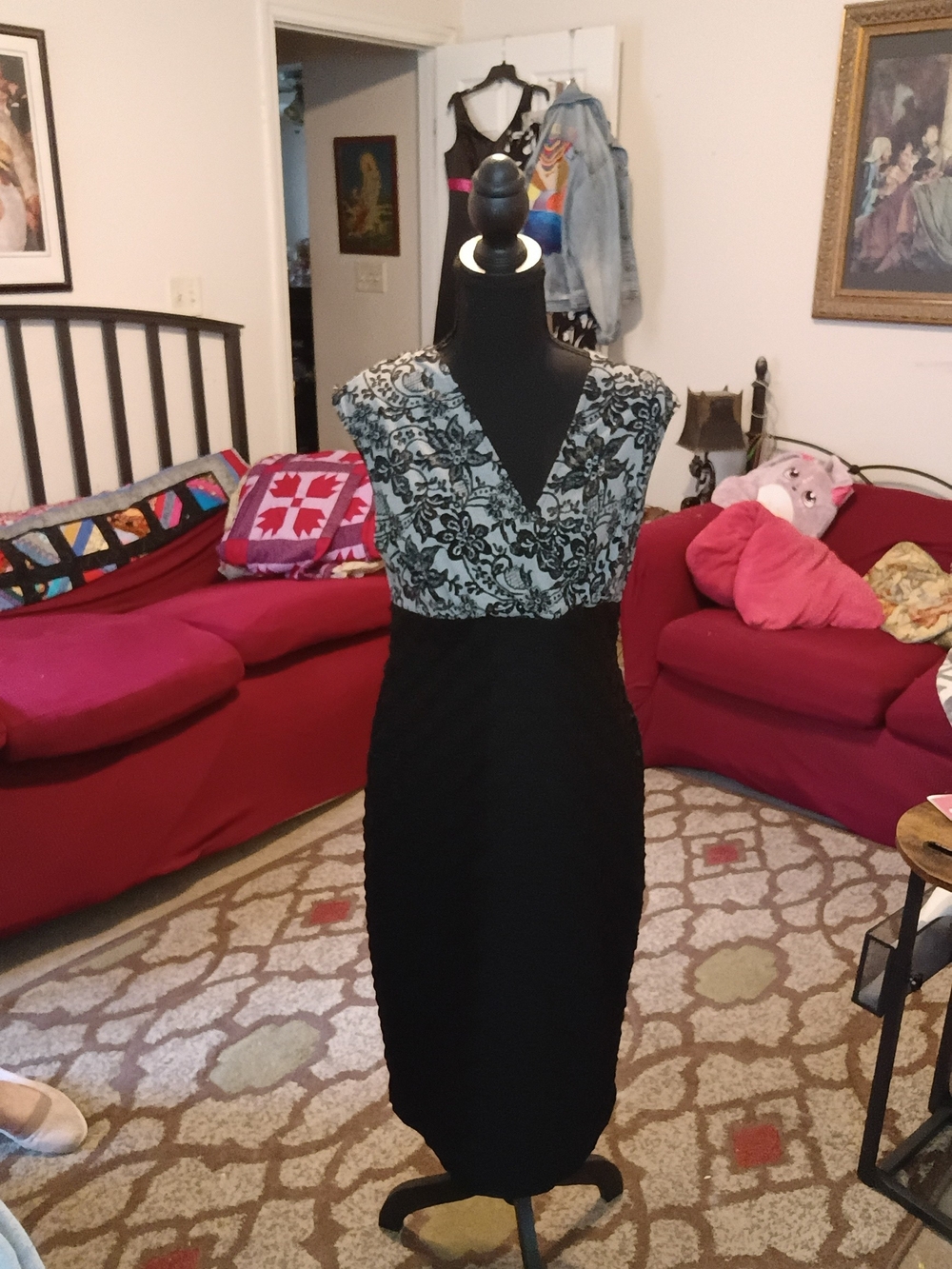 London Times Black Midi Dress with Floral Lace Bodice Women's 14 Pre-owned VG